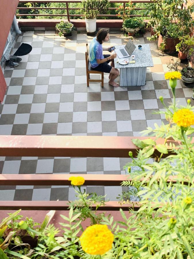 Hotel October Inn Pokhara Exterior foto